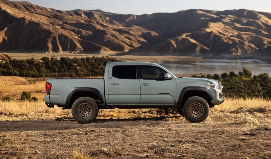 New 2024 Toyota Tacoma Hybrid: Review and Specs